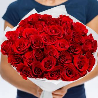 Набор размер М с букетом 35 роза Россия (40 см)