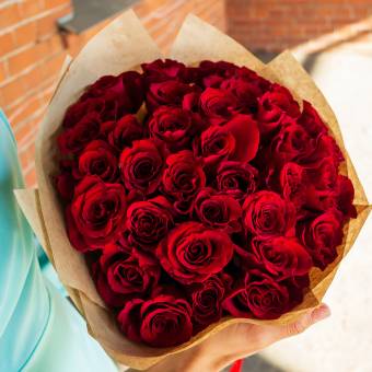 Букет из 35 красных розы 40 см (РФ)