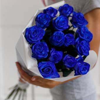 Букет из 15 синих роз 70 см (Эквадор)
